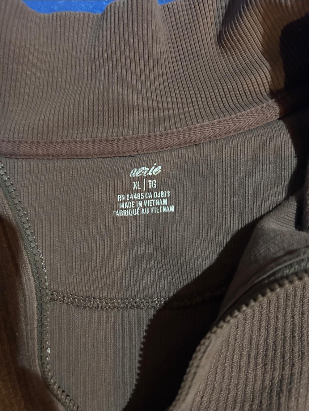 Sweater - Picture 2 of 3